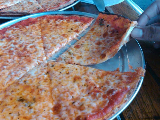 Vezzo NYC Thin Crust Pizza by null