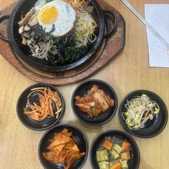 Yangji Gamjatang - Hot Stone Bibimbap (돌솥비빔밥)(石锅拌饭) - Soup Near Me - Los Angeles, California Yangji Gamjatang - Hot Stone Bibimbap (돌솥비빔밥)(石锅拌饭) - Soup Near Me - Los Angeles, California