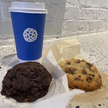 Levain Bakery - NoHo, NYC - Breakfast of Champs! - Bakeries Near Me - New York, New York Levain Bakery - NoHo, NYC - Breakfast of Champs! - Bakeries Near Me - New York, New York