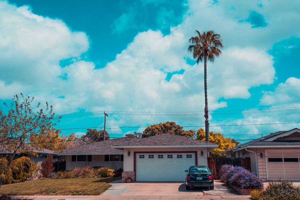 Edwards Garage Doors - Garage Door Contractor in Davie, FL