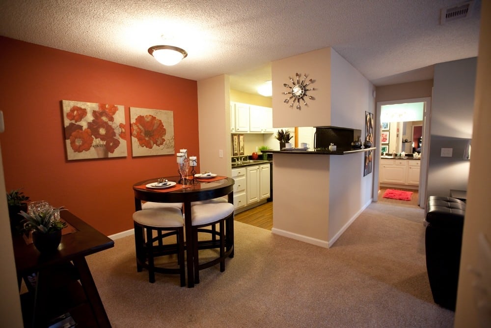 LANDMARK AT MAPLE GLEN APARTMENT HOMES Updated September 2024 18