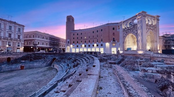 Roman Amphitheater by null