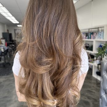 Ventura Cuts - I-Tip Extensions - Hair Salons Near Me - Los Angeles, California Ventura Cuts - I-Tip Extensions - Hair Salons Near Me - Los Angeles, California