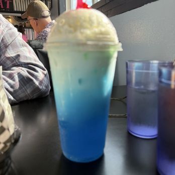 B&D's Food Hut - Blue raspberry Italian soda - Burgers Near Me - Long Beach, Washington