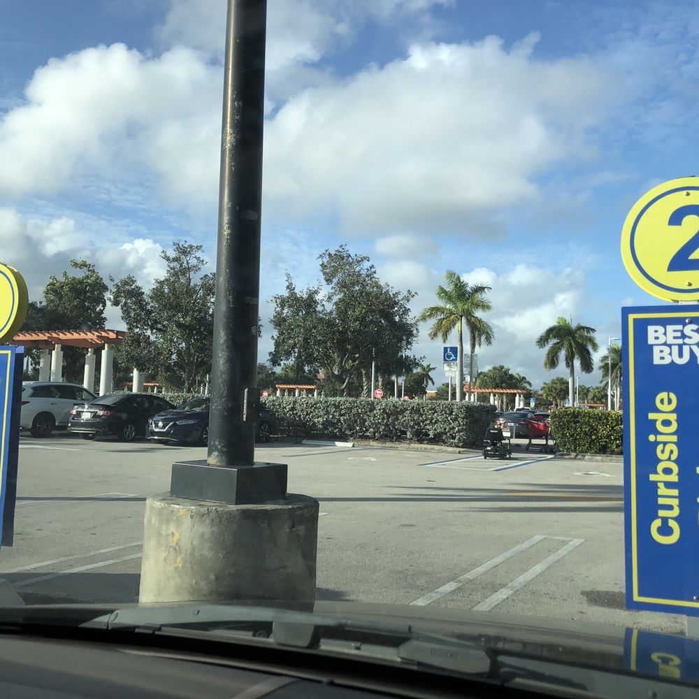 Best Buy - It's :20 later now sitting in our car here & nothing - Electronics Near Me - Boynton Beach, Florida Best Buy - It's :20 later now sitting in our car here & nothing - Electronics Near Me - Boynton Beach, Florida