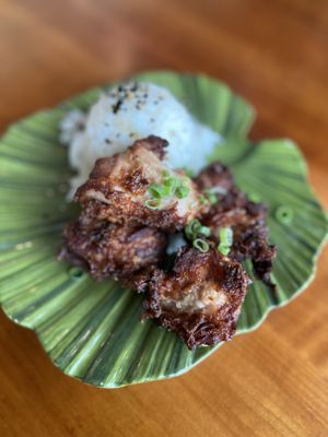 Highway Inn Kaka'ako by null