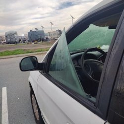 Dave's Mobile Service - These guys invoiced 13k to repair my mom's RV and minivan and either they are wildly incompetent - see the photos of her upside down window