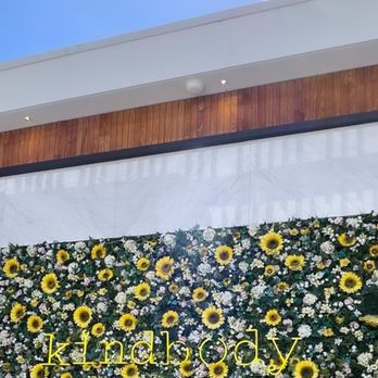 Kindbody - Clinic Entrance - Fertility Near Me - Santa Monica, California Kindbody - Clinic Entrance - Fertility Near Me - Santa Monica, California