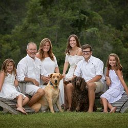 Fleming Island Family Chiropractic - Dr. Kristen Burke and her husband, Harold and family