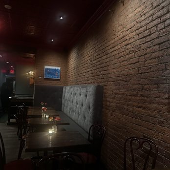 Tartine Bistro - Evening ambiance - French Near Me - Rocky River, Ohio Tartine Bistro - Evening ambiance - French Near Me - Rocky River, Ohio
