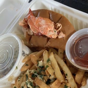 Pier 402 - Lobster Roll, Garlic Fries, side of slaw - Seafood Near Me - San Jose, California Pier 402 - Lobster Roll, Garlic Fries, side of slaw - Seafood Near Me - San Jose, California