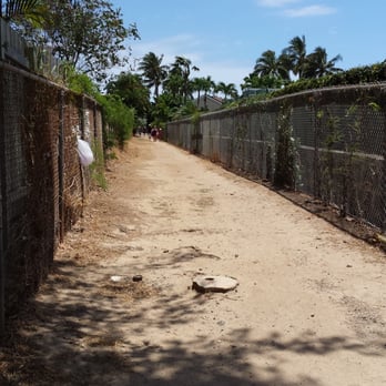 Kailuana Beach - Walk down a very long pathway to the beach - Beaches Near Me - Kailua, Hawaii