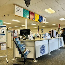 AAA Irvine Insurance and Member Services - Quiet, clean, with professional, efficient personnel!