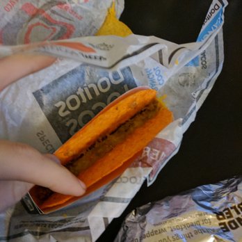 Taco Bell - empty - Fast Food Near Me - Laguna Niguel, California Taco Bell - empty - Fast Food Near Me - Laguna Niguel, California