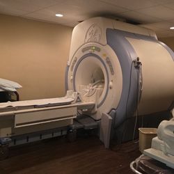San Fernando Valley Advanced Imaging - Mri. What an experience. My tech was great
