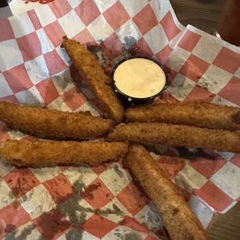 Butterbee's American Grille - Pickle Sticks - 7.1/10 - American Near Me - Cincinnati, Ohio