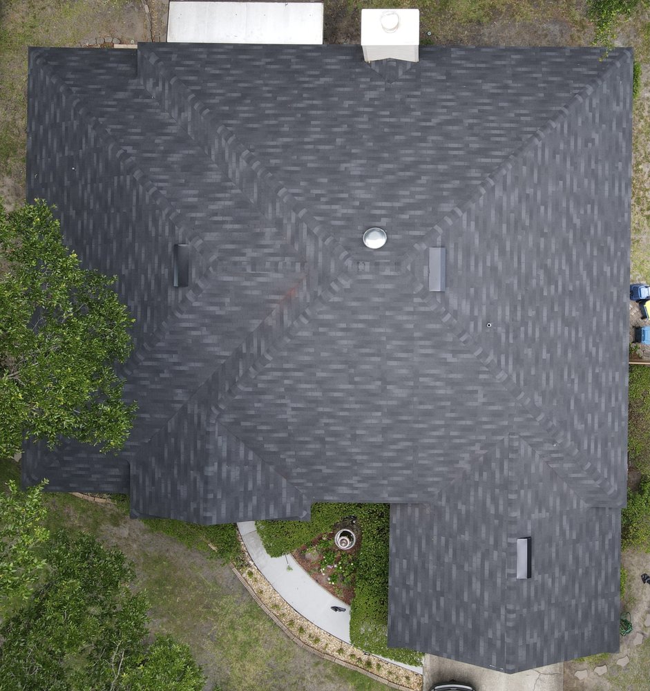 Slide of Lighthouse Roofing