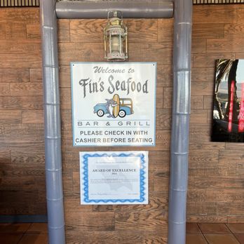 Fin's Seafood Restaurant - Seafood Near Me - Grover Beach, California