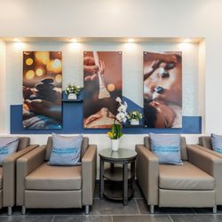 Hand & Stone Massage and Facial Spa