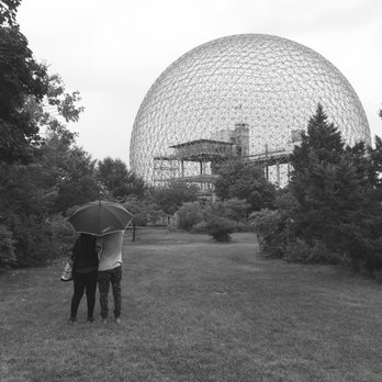 Biosphère - This random couple really added to the picture, so thank you for whoever that was lol - Museums Near Me - Montreal, Quebec