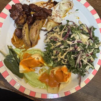 Libreria Brac - Seitan with salad and tortelloni - Cafes Near Me - Florence, FI