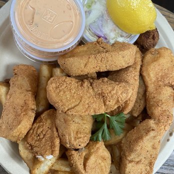 Tausha's Seafood - Mahi Mahi Dinner - Grocery Near Me - Stuart, Florida
