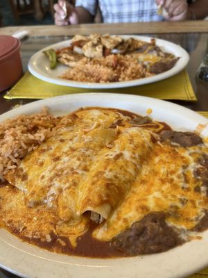 La Hacienda by null