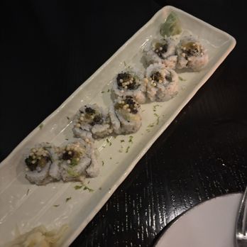 Ryla - yuzu scallop roll - Asian Fusion Near Me - Hermosa Beach, California Ryla - yuzu scallop roll - Asian Fusion Near Me - Hermosa Beach, California