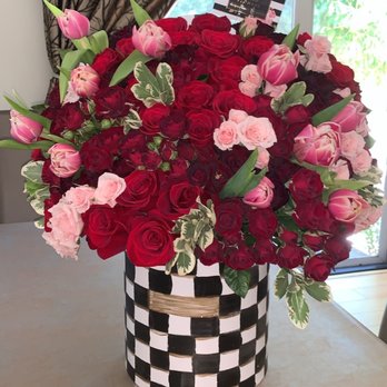 Boxed Flowers & Sweets - Florists Near Me - Glendale, California Boxed Flowers & Sweets - Florists Near Me - Glendale, California