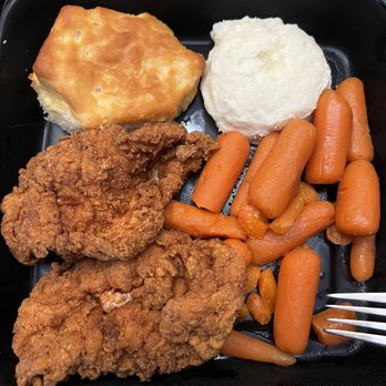 Bob Evans - Honey Butter Chicken and Biscuit meal delivered.  I had this same meal yesterday for dine in and chicken breasts and portions were bigger - Breakfast & Brunch Near Me - Terre Haute, Indiana