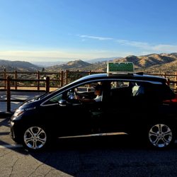A1 Driving School - An A1 Driving School Bakersfield training car on a lesson at the Tehachapi Loop.
