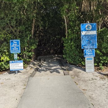 Ocean Ridge Hammock Park - This way to the beach at Ocean Ridge Hammock Park - Beaches Near Me - Boynton Beach, Florida Ocean Ridge Hammock Park - This way to the beach at Ocean Ridge Hammock Park - Beaches Near Me - Boynton Beach, Florida