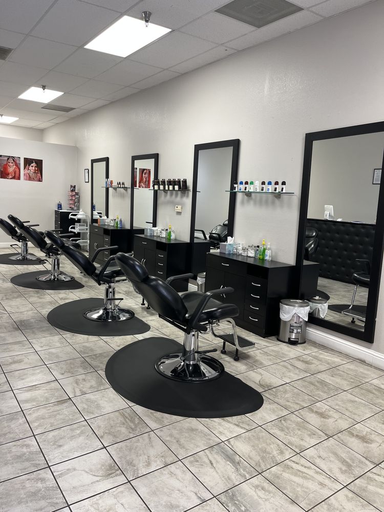 Bella Threading Salon And Spa Logo