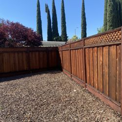 Mbp Construction - Built this 15 years ago and doing 2nd weatherproofing to keep sttong for another 15. The post are 4×6 and lattice topper fence of 7ft tall