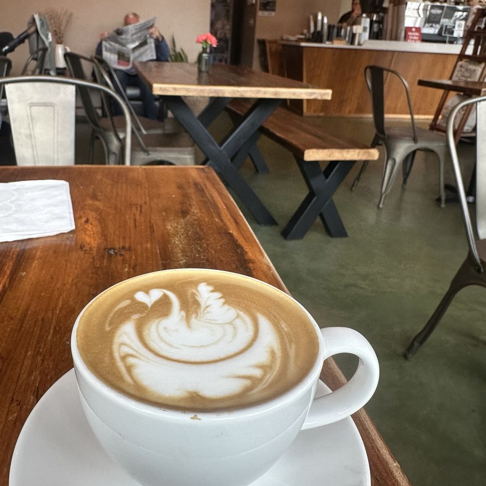 Eastlake Coffee + Cafe - Coffee & Tea Near Me - Seattle, Washington
