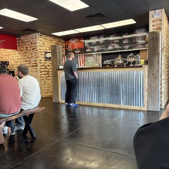 Smoke N Bones - Order counter. - Barbeque Near Me - Little Rock, Arkansas Smoke N Bones - Order counter. - Barbeque Near Me - Little Rock, Arkansas