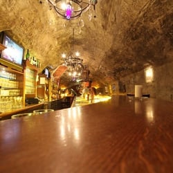 Felsenkeller - Cocktail Bar
