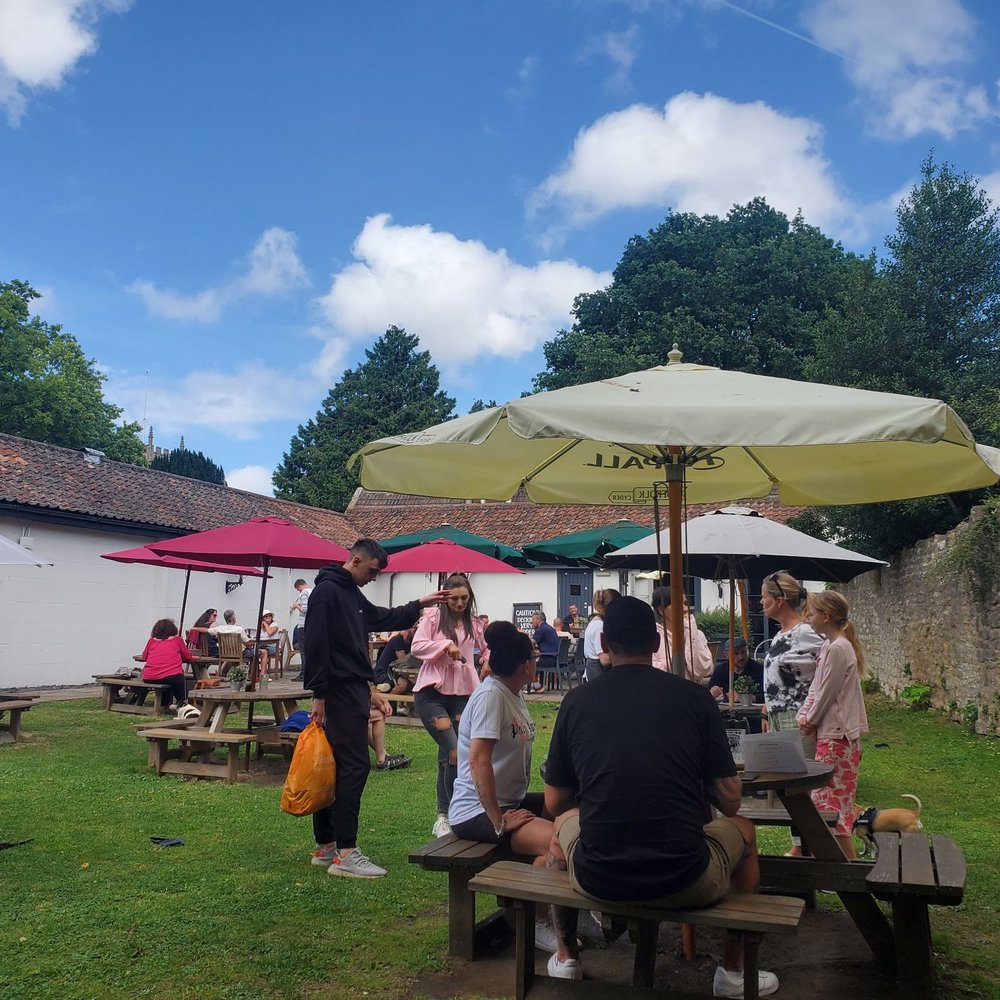 The George Inn - Garden of The George - Pubs Near Me - Bath, BAS The George Inn - Garden of The George - Pubs Near Me - Bath, BAS