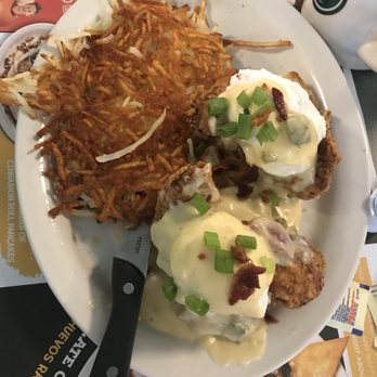 Metro Diner - Spicy chorizo Benedict - American Near Me - Fredericksburg, Virginia