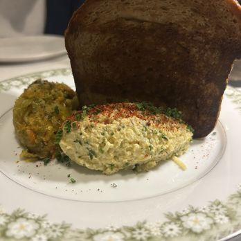Lenoir - Pullman bread - New American Near Me - Austin, Texas