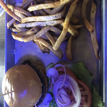Maple Landing - Bourbon BBQ Burger - Barbeque Near Me - Dallas, Texas Maple Landing - Bourbon BBQ Burger - Barbeque Near Me - Dallas, Texas