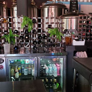 Black Flamingo - Breweries Near Me - Oakland Park, Florida Black Flamingo - Breweries Near Me - Oakland Park, Florida