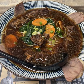 Luyixian - Beef noodle soup - Shanghainese Near Me - Alhambra, California Luyixian - Beef noodle soup - Shanghainese Near Me - Alhambra, California