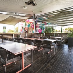 Yamanto Tavern - Yamanto Tavern offers great al fresco dining