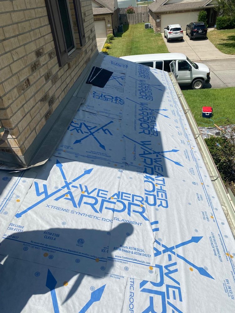 Slide of J’s Roofing