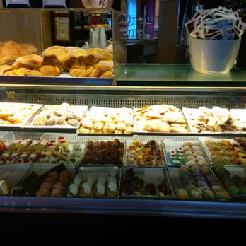 Il Pasticciaccio - Huge selection of desserts - Desserts Near Me - Rome, RM