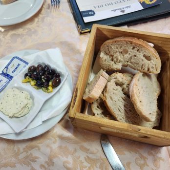 Solar do Bacalhau - Seafood Near Me - Lisbon, 11
