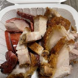 Kin Sun Restaurant - 1/4 lb each of char siu and roast pork