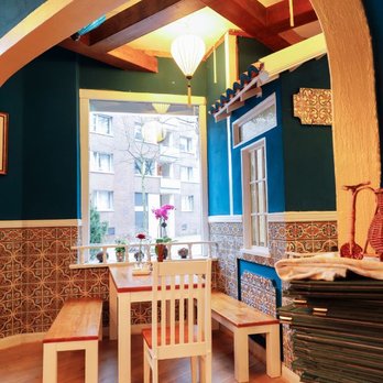 The 21 Restaurant - Interior 2 - Vietnamese Near Me - Hamburg, HH The 21 Restaurant - Interior 2 - Vietnamese Near Me - Hamburg, HH