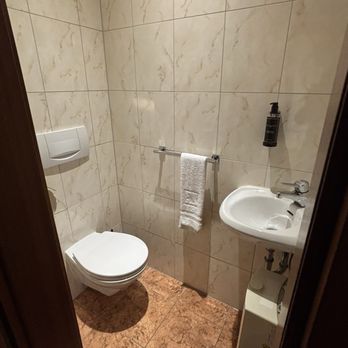 Parkhotel Maximilian - Toilet room - Hotels Near Me - Regensburg, BY